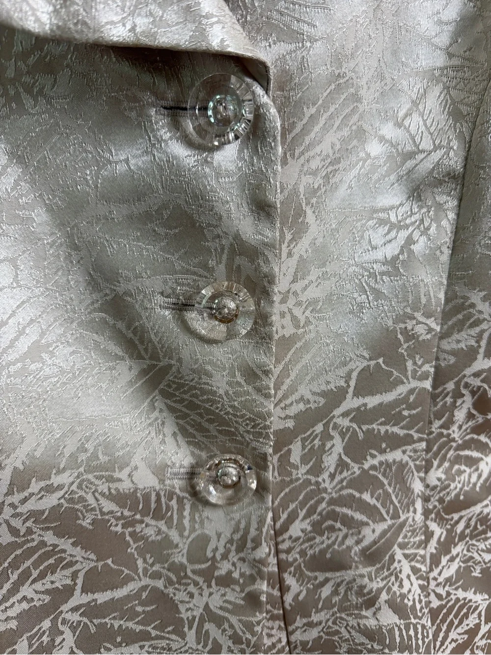 Collections by Le Suit champagne, silver skirt suit size 12